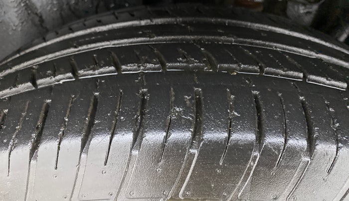 2020 Tata Harrier XZA PLUS, Diesel, Automatic, 44,046 km, Right Rear Tyre Tread