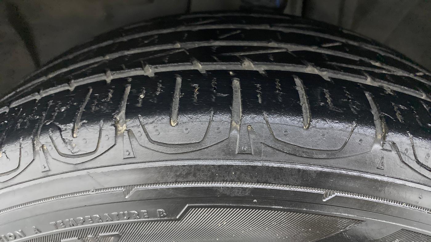 2018 Jeep Compass 2.0 LIMITED, Diesel, Manual, 74,266 km, Left Front Tyre Tread