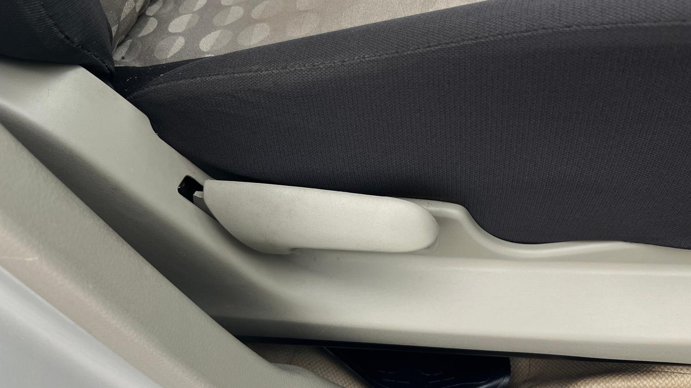 2016 Maruti Celerio VXI AMT (O), Petrol, Automatic, 24,770 km, Driver Side Adjustment Panel