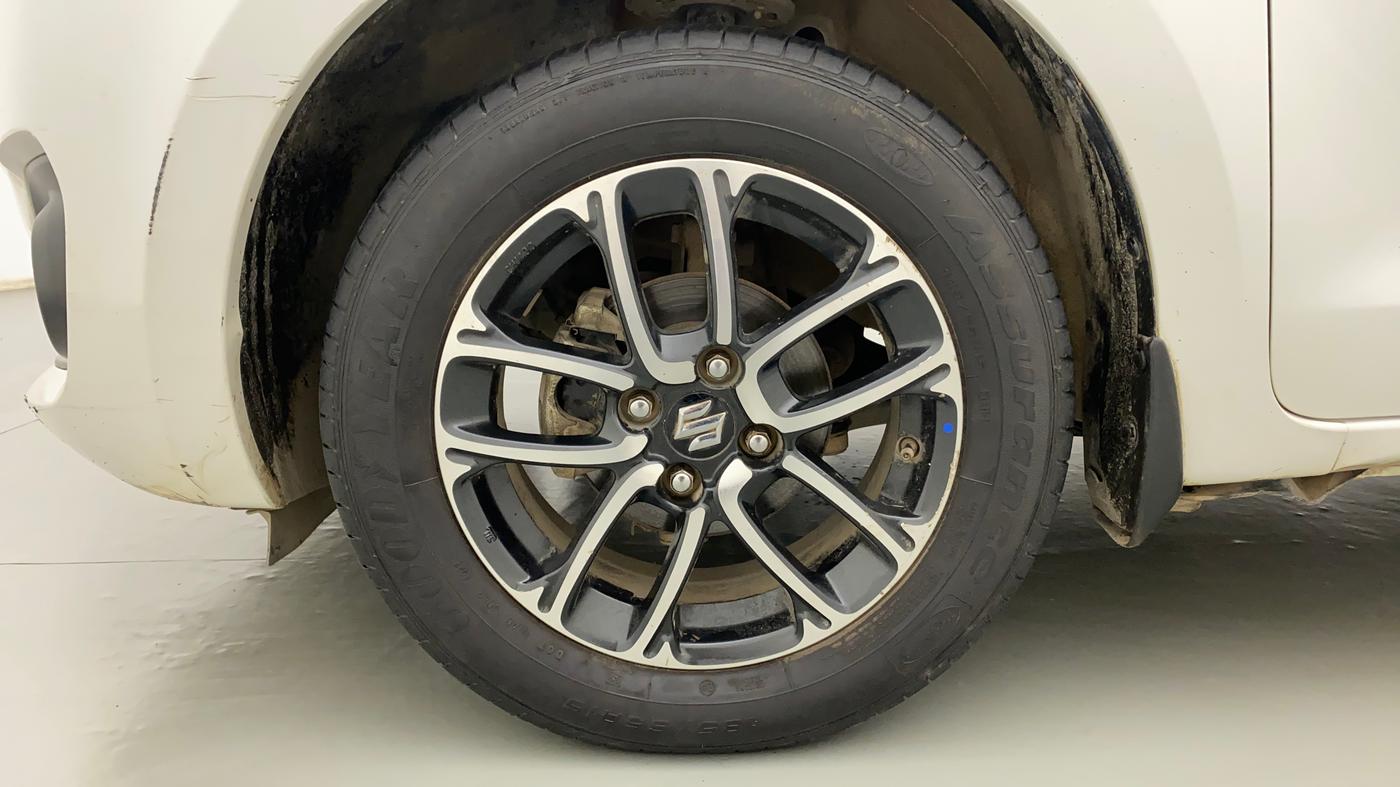 2019 Maruti Swift ZDI PLUS, Diesel, Manual, 86,877 km, Left Front Wheel