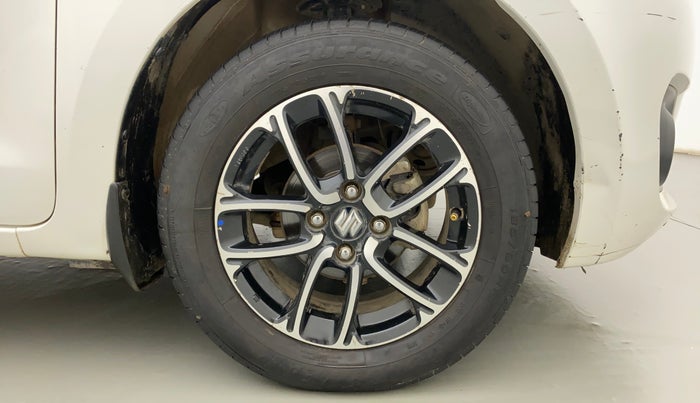 2019 Maruti Swift ZDI PLUS, Diesel, Manual, 86,877 km, Right Front Wheel