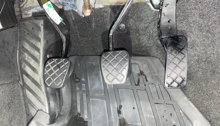 2022 Skoda SLAVIA STYLE 1.0L TSI MT, Petrol, Manual, 51,318 km, Pedals