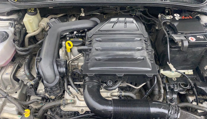 2022 Skoda SLAVIA STYLE 1.0L TSI MT, Petrol, Manual, 51,318 km, Engine View