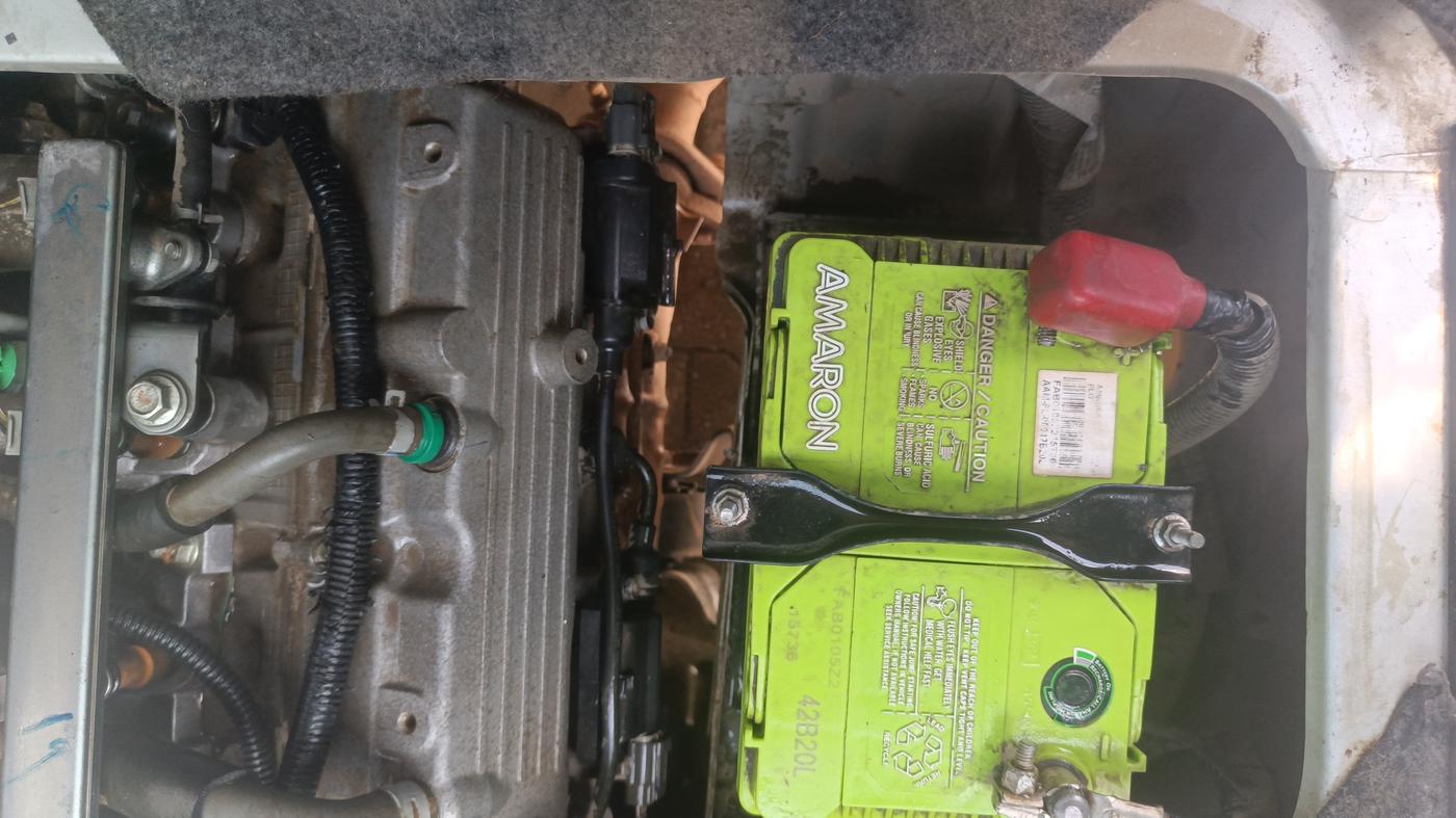 2021 Maruti Eeco 5 STR WITH A/C+HTR, Petrol, Manual, 81,219 km, Engine View - Right