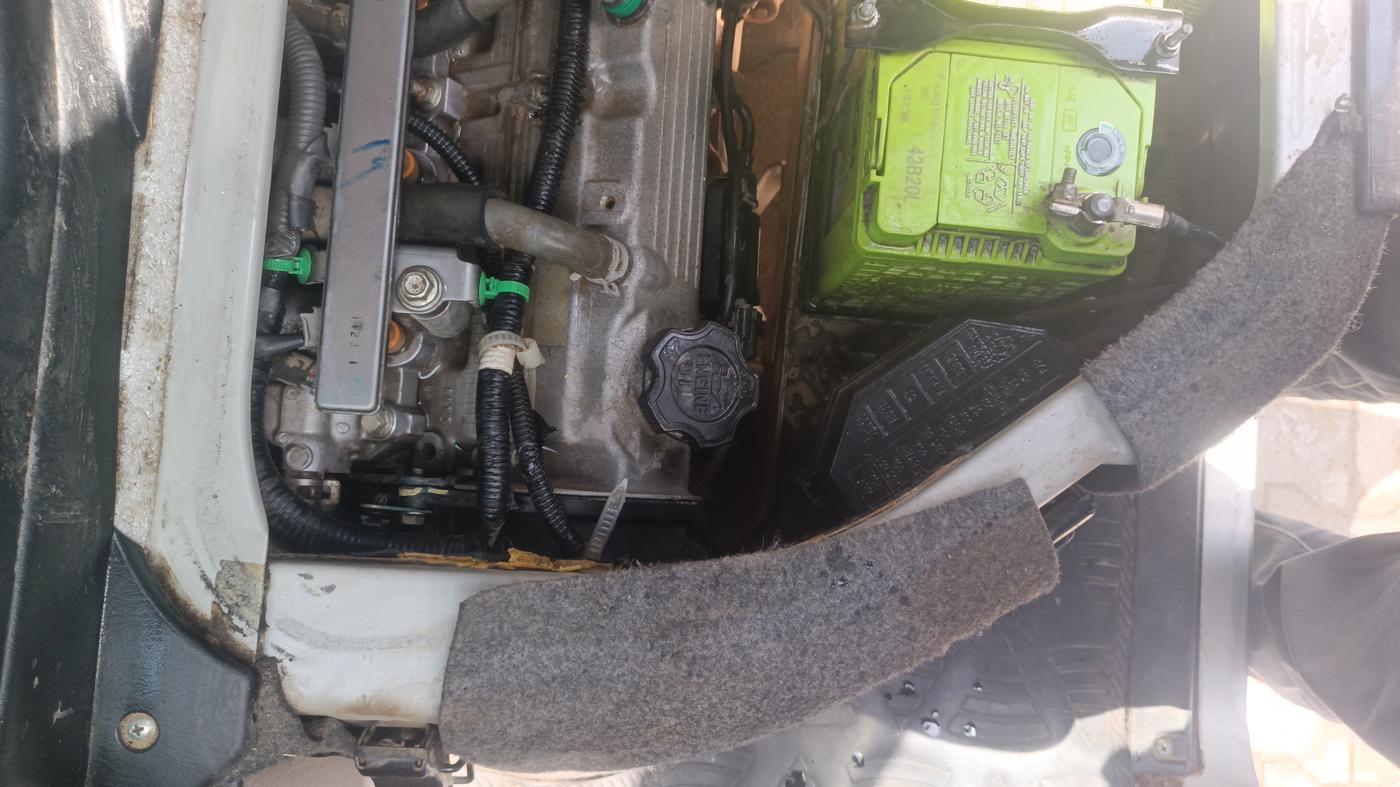 2021 Maruti Eeco 5 STR WITH A/C+HTR, Petrol, Manual, 81,219 km, Engine View - Left