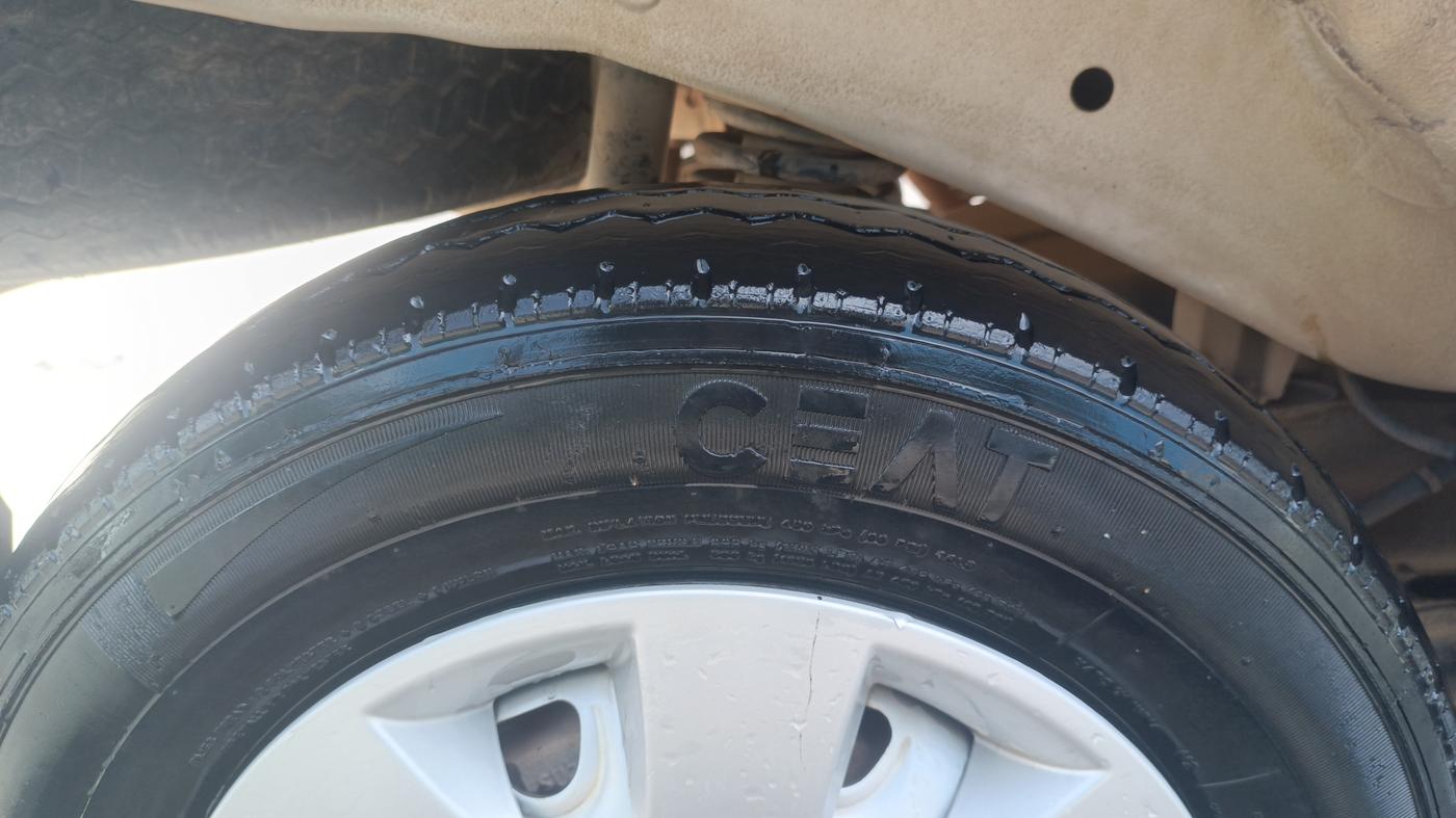 2021 Maruti Eeco 5 STR WITH A/C+HTR, Petrol, Manual, 81,219 km, Right Rear Tyre Tread
