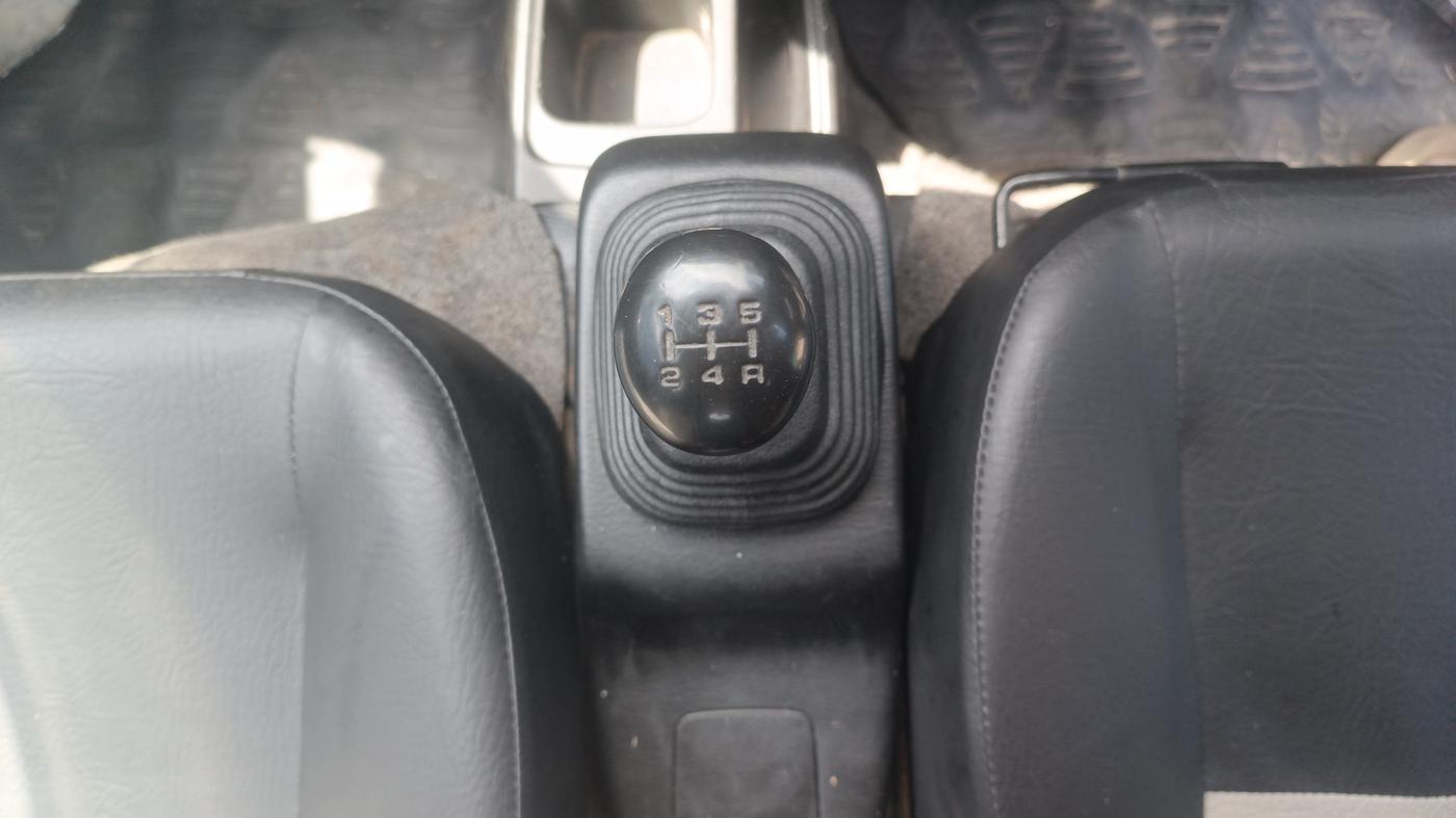 2021 Maruti Eeco 5 STR WITH A/C+HTR, Petrol, Manual, 81,219 km, Gear Lever