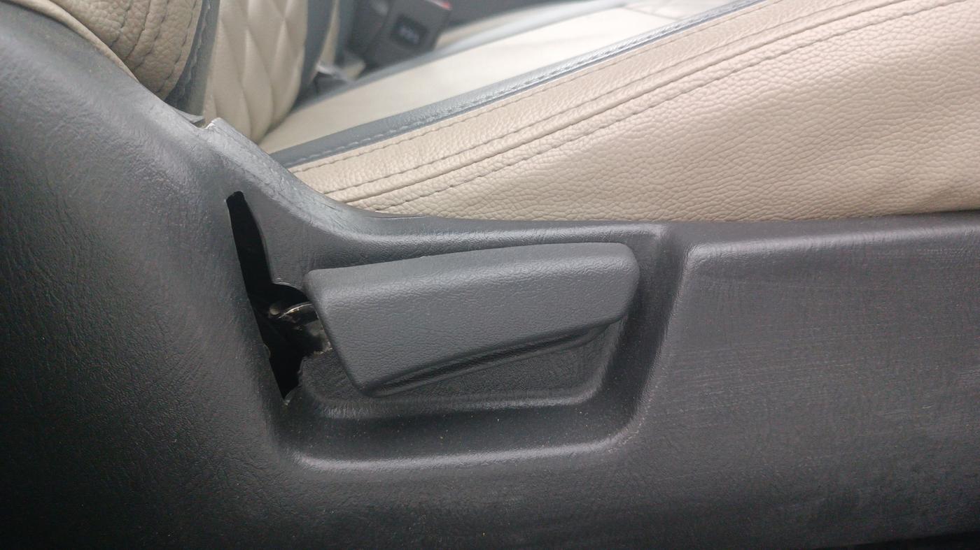 2019 Maruti Alto K10 VXI AMT, Petrol, Automatic, 10,327 km, Driver Side Adjustment Panel