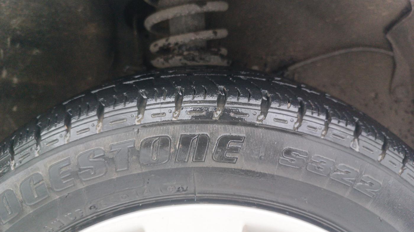 2019 Maruti Alto K10 VXI AMT, Petrol, Automatic, 10,327 km, Right Front Tyre Tread