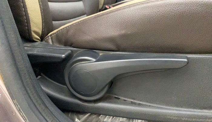 2017 Tata Tiago XZ PETROL, Petrol, Manual, 87,005 km, Driver Side Adjustment Panel