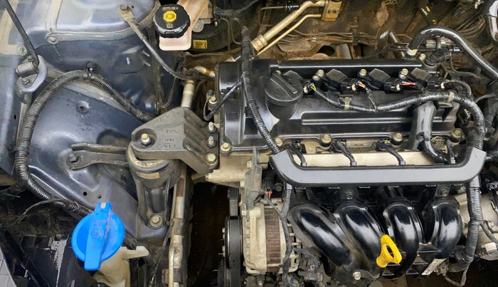 2019 Hyundai VENUE S 1.2, Petrol, Manual, 51,110 km, Engine View - Right