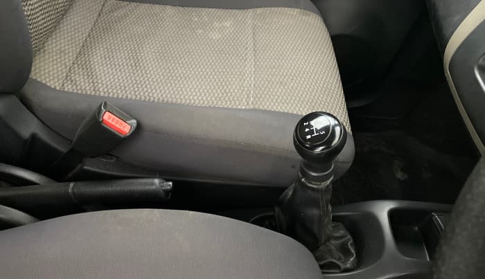 2013 Maruti Wagon R 1.0 LXI, Petrol, Manual, 23,305 km, Gear Lever