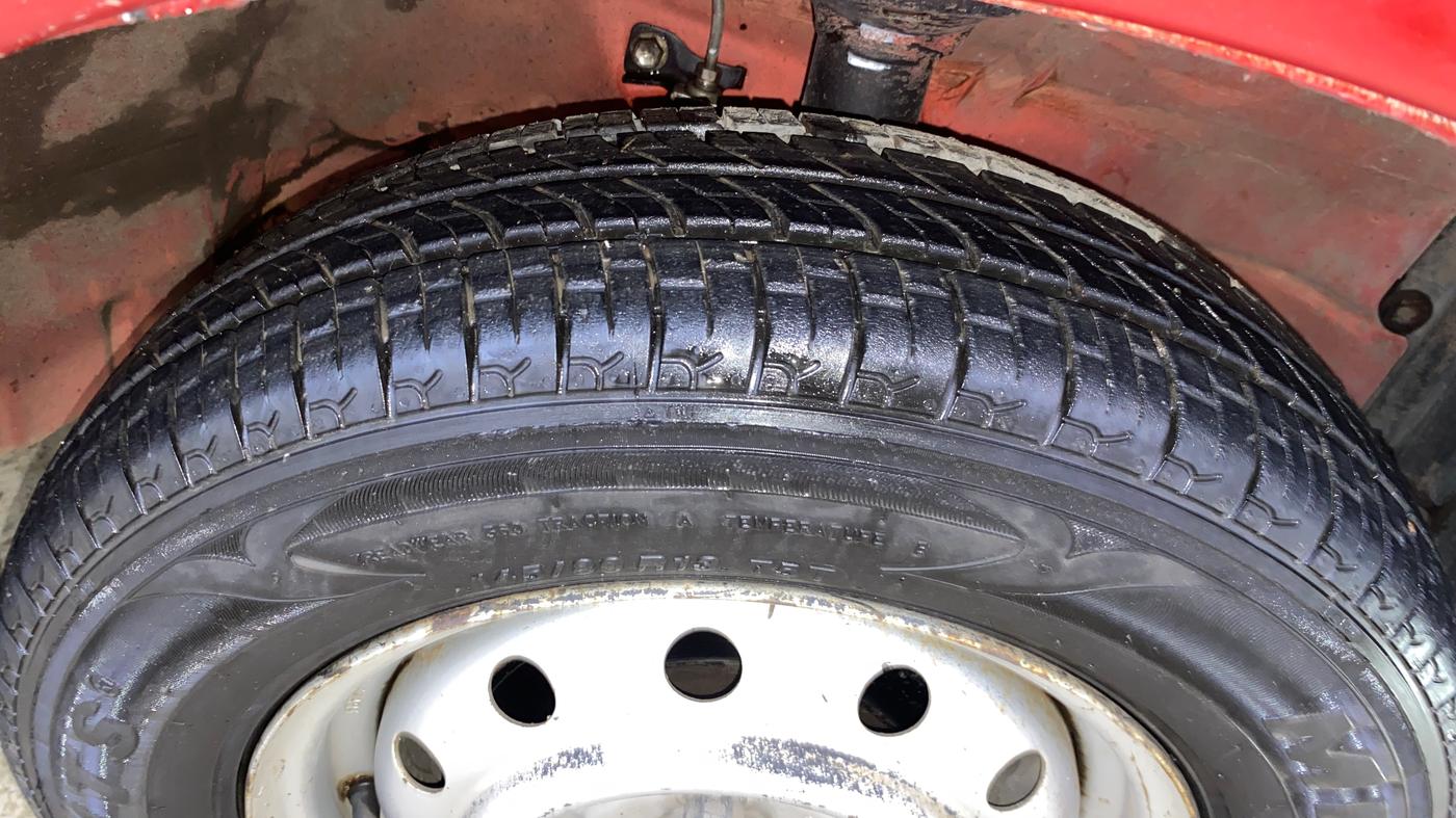 2013 Maruti Wagon R 1.0 LXI, Petrol, Manual, 23,305 km, Right Front Tyre Tread