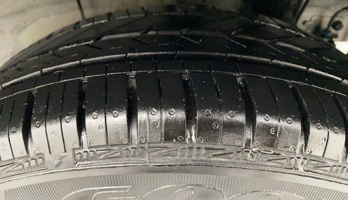 2018 Hyundai Xcent SX 1.2, Petrol, Manual, 5,742 km, Left Rear Tyre Tread