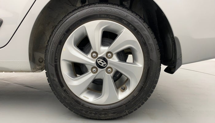 2018 Hyundai Xcent SX 1.2, Petrol, Manual, 5,742 km, Left Rear Wheel