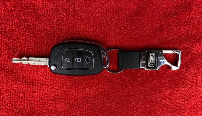 2018 Hyundai Xcent SX 1.2, Petrol, Manual, 5,742 km, Key Close-up