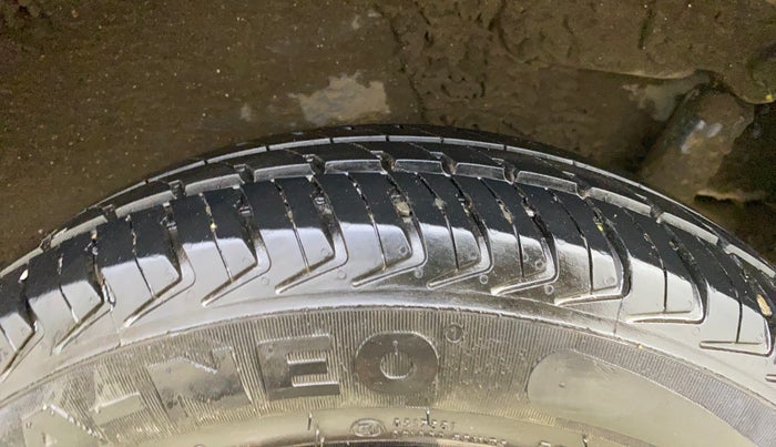 2018 Maruti Wagon R 1.0 LXI CNG, CNG, Manual, 1,03,894 km, Left Rear Tyre Tread