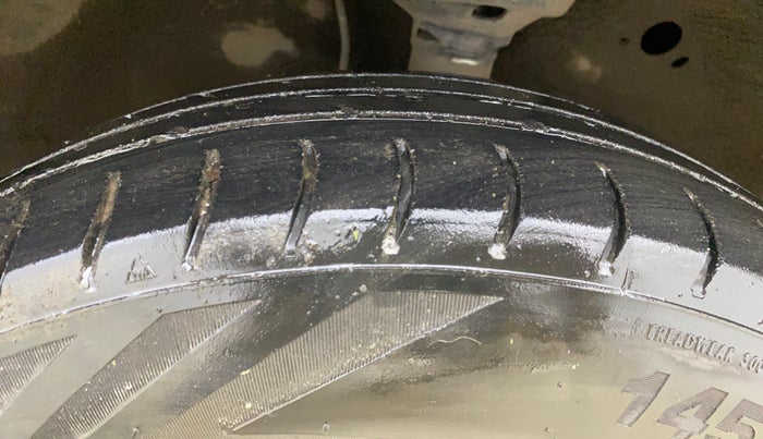 2018 Maruti Wagon R 1.0 LXI CNG, CNG, Manual, 1,03,894 km, Right Front Tyre Tread