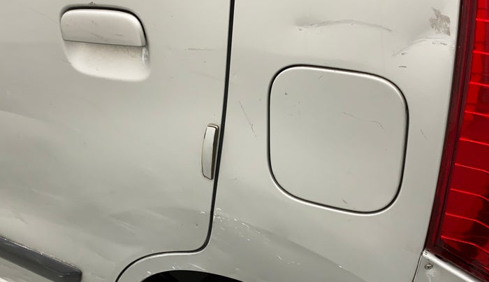 2015 Maruti Wagon R 1.0 VXI, Petrol, Manual, 70,766 km, Left quarter panel - Slightly dented