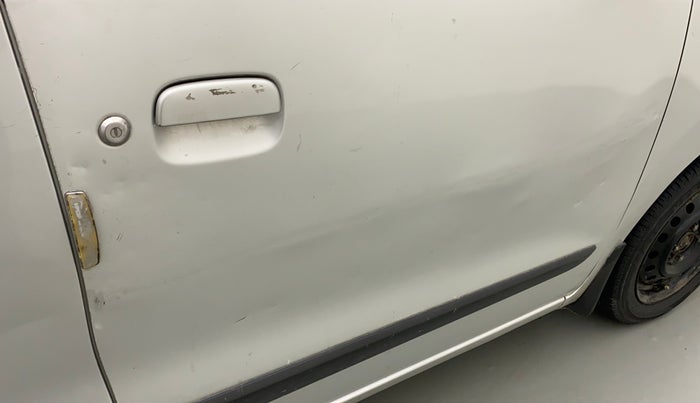 2015 Maruti Wagon R 1.0 VXI, Petrol, Manual, 70,766 km, Driver-side door - Slightly dented