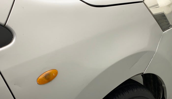 2015 Maruti Wagon R 1.0 VXI, Petrol, Manual, 70,766 km, Right fender - Slightly dented