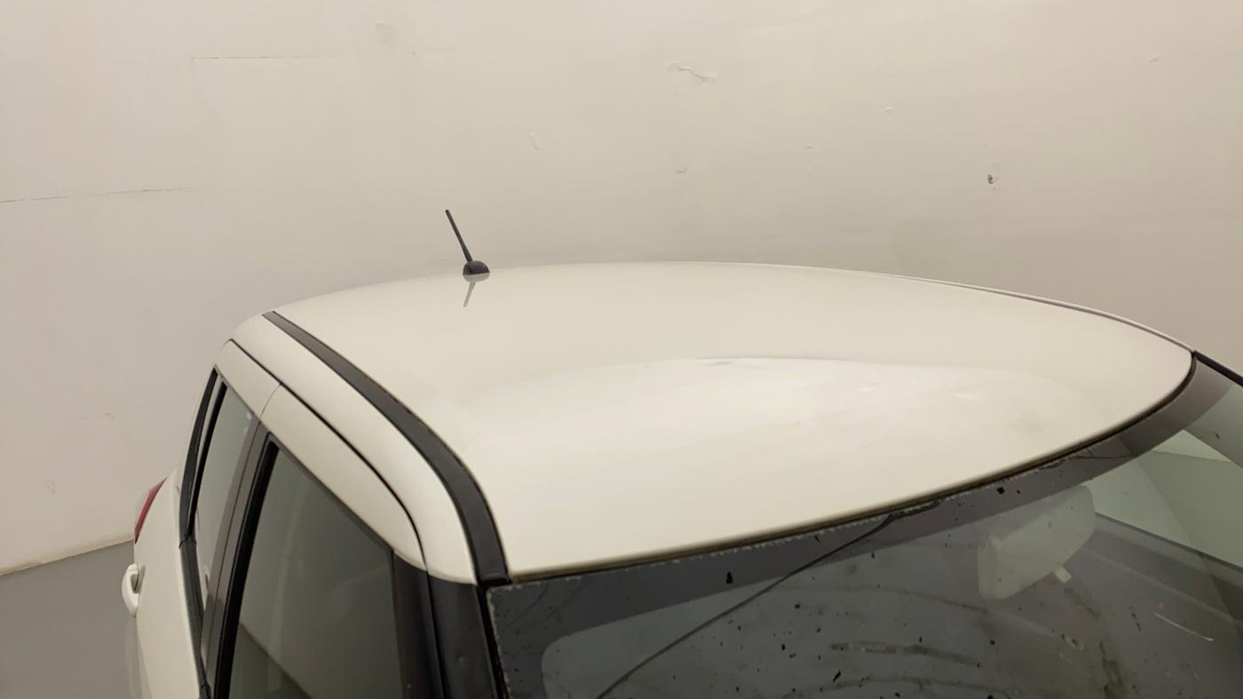 2014 Maruti Swift VXI, Petrol, Manual, 43,613 km, Roof