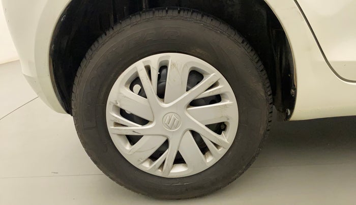 2014 Maruti Swift VXI, Petrol, Manual, 43,613 km, Right Rear Wheel