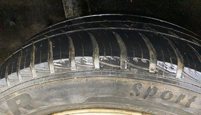 2017 Maruti Vitara Brezza LDI, Diesel, Manual, 94,120 km, Right Rear Tyre Tread