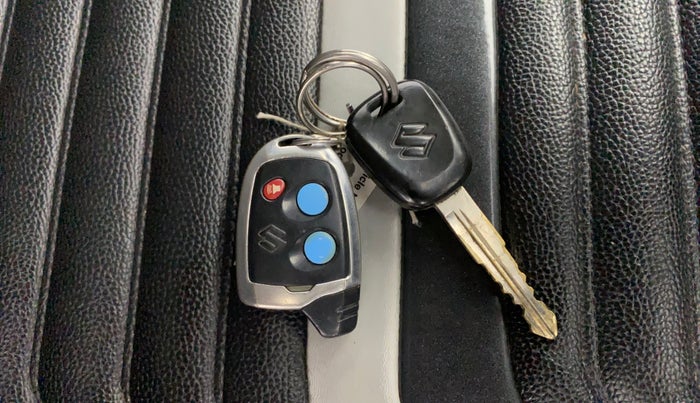 2017 Maruti Vitara Brezza LDI, Diesel, Manual, 94,120 km, Key Close Up