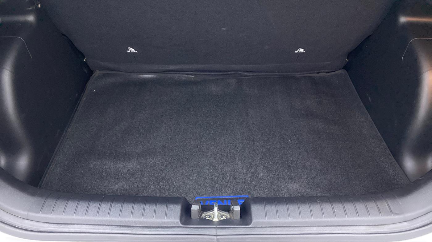 2020 Hyundai VENUE S MT 1.2 KAPPA, Petrol, Manual, 9,093 km, Boot Inside