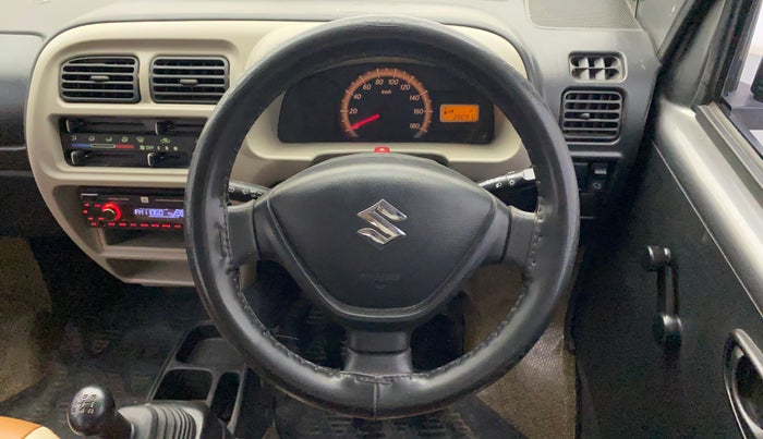 2022 Maruti Eeco 5 STR AC (O), Petrol, Manual, 39,207 km, Steering Wheel Close Up