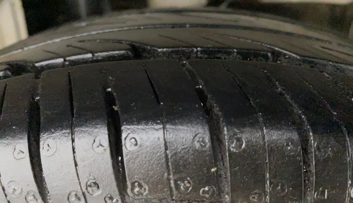2019 Maruti Alto 800 LXI, Petrol, Manual, 14,250 km, Left Rear Tyre Tread