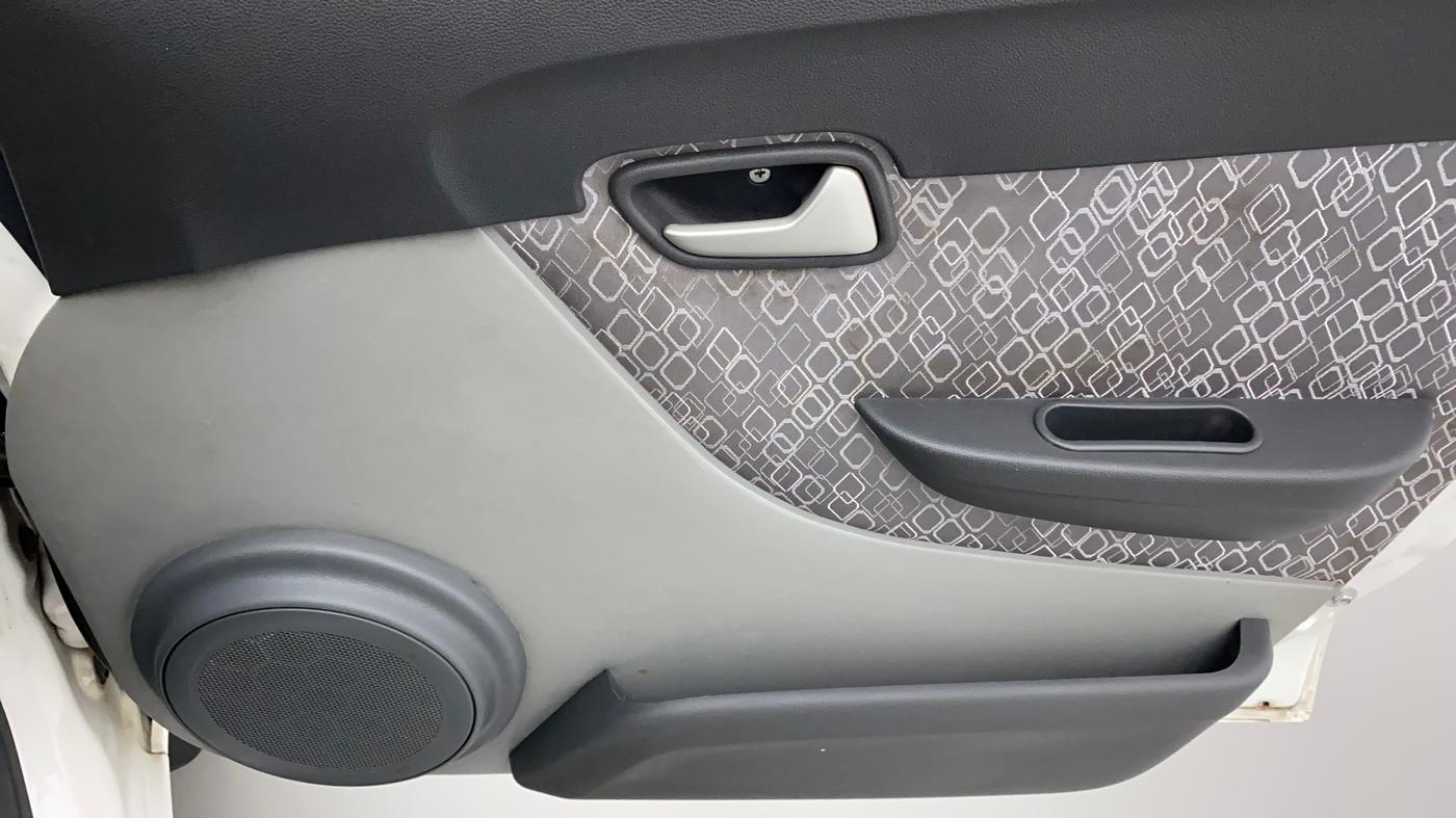 2019 Maruti Alto 800 LXI, Petrol, Manual, 14,250 km, Driver Side Door Panels Control