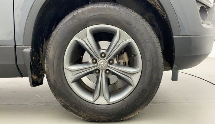 2021 Tata Harrier XZA 2.0L, Diesel, Automatic, 23,892 km, Right Front Wheel