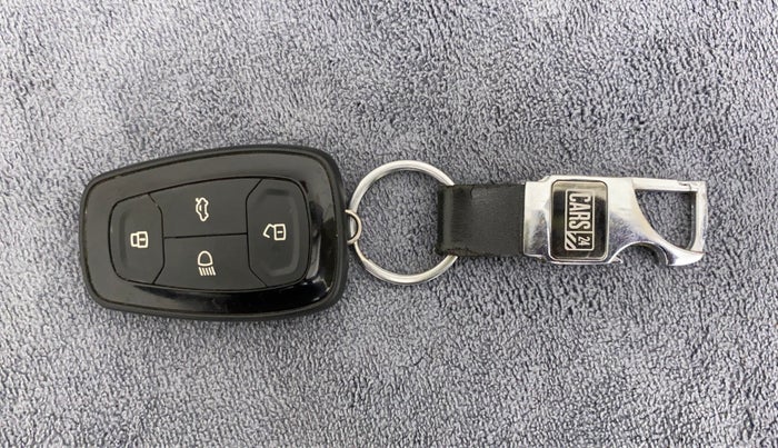 2021 Tata Harrier XZA 2.0L, Diesel, Automatic, 23,892 km, Key Close Up