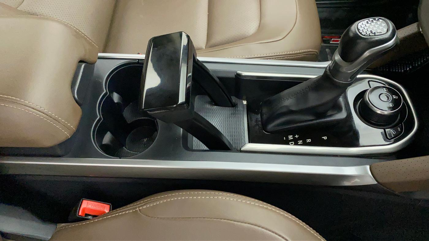 2021 Tata Harrier XZA 2.0L, Diesel, Automatic, 23,892 km, Gear Lever
