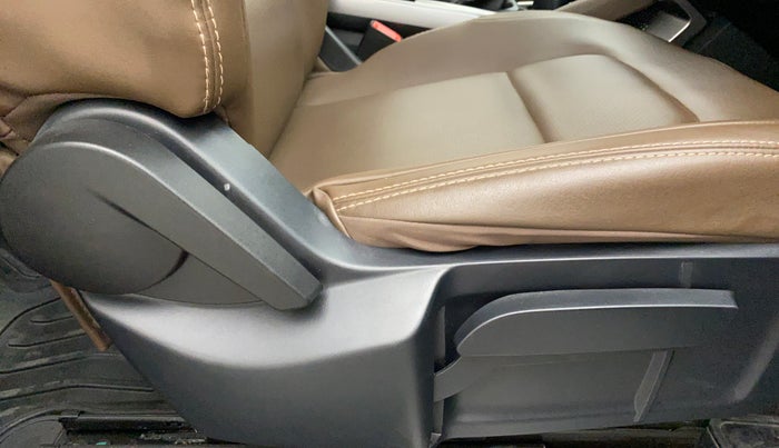 2021 Tata Harrier XZA 2.0L, Diesel, Automatic, 23,892 km, Driver Side Adjustment Panel