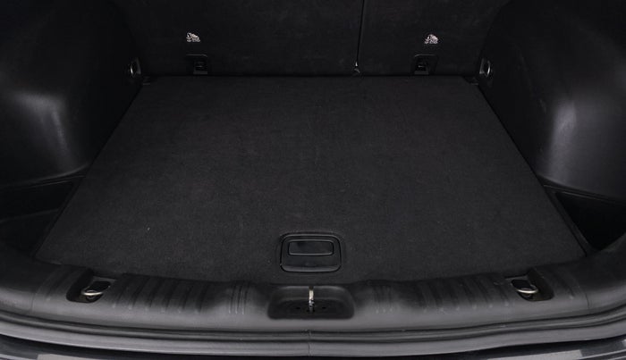 2018 Jeep Compass LIMITED O 1.4 AT, Petrol, Automatic, 48,076 km, Boot Inside