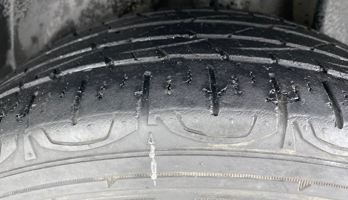 2018 Jeep Compass LIMITED O 1.4 AT, Petrol, Automatic, 48,076 km, Left Rear Tyre Tread