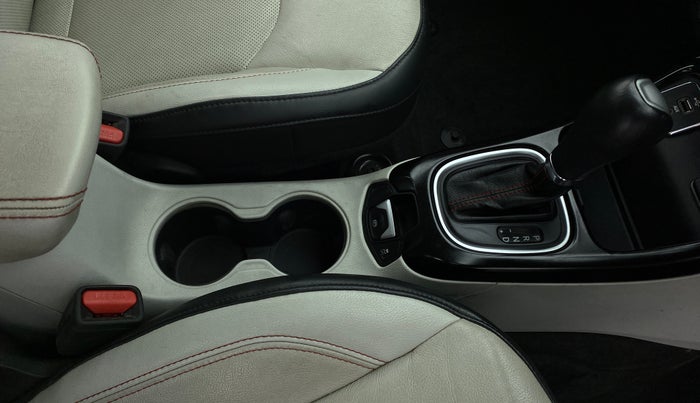 2018 Jeep Compass LIMITED O 1.4 AT, Petrol, Automatic, 48,076 km, Gear Lever
