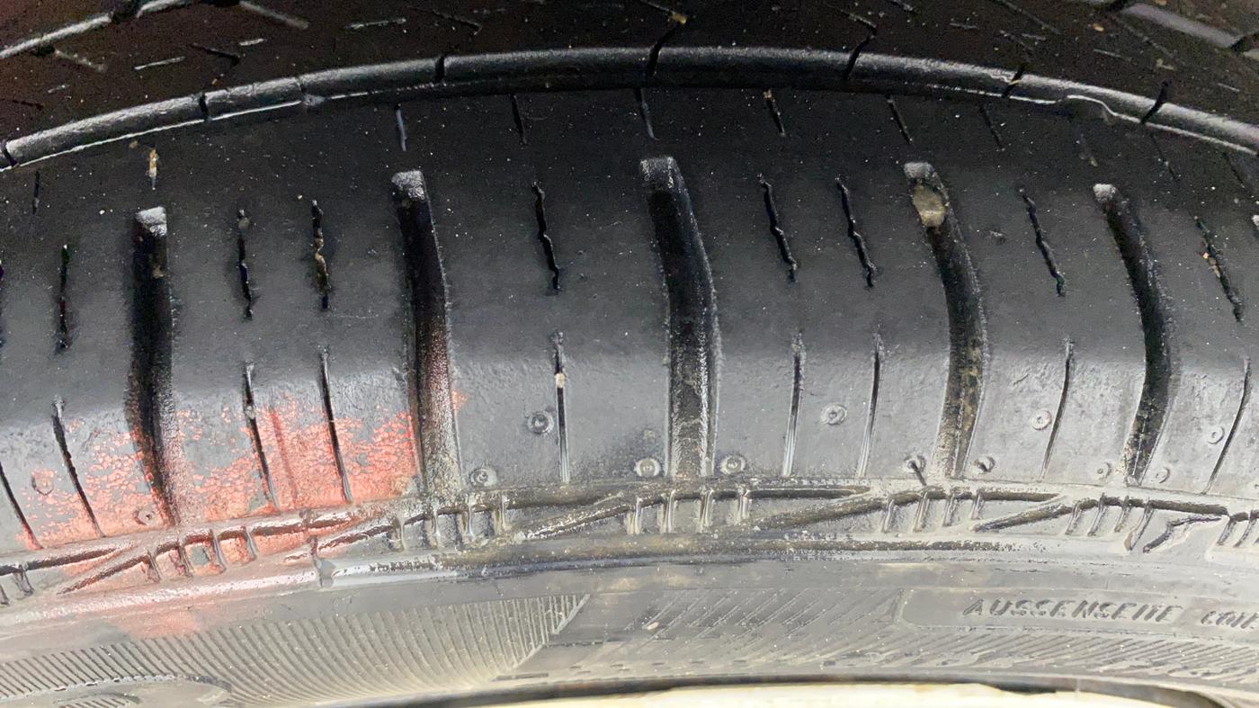 2015 Maruti Celerio ZXI, Petrol, Manual, 84,001 km, Left Rear Tyre Tread