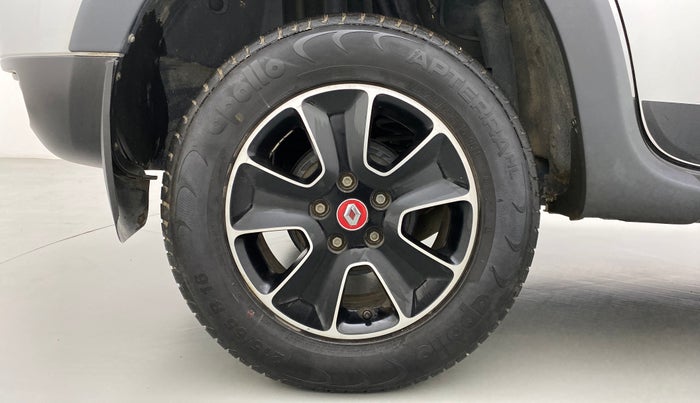 2017 Renault Duster RXS CVT 106 PS, Petrol, Automatic, 25,990 km, Right Rear Wheel