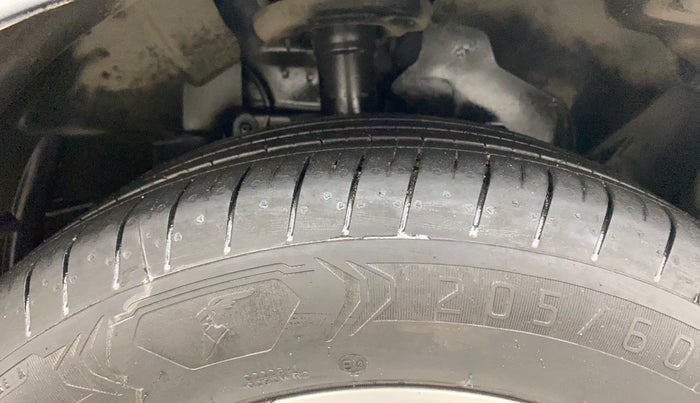 2020 Ford Ecosport TITANIUM + 1.5L PETROL AT, Petrol, Automatic, 87,745 km, Right Front Tyre Tread