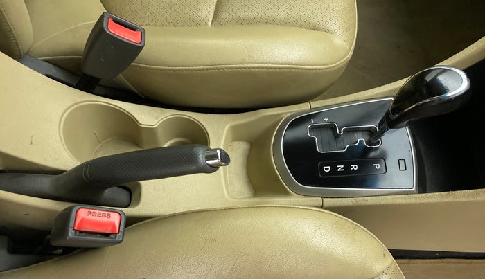 2013 Hyundai Verna FLUIDIC 1.6 CRDI SX OPT AT, Diesel, Automatic, 1,16,491 km, Gear Lever