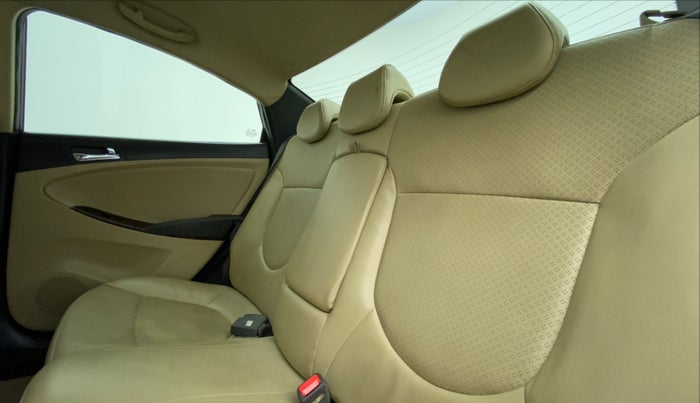 2013 Hyundai Verna FLUIDIC 1.6 CRDI SX OPT AT, Diesel, Automatic, 1,16,491 km, Right Side Rear Door Cabin