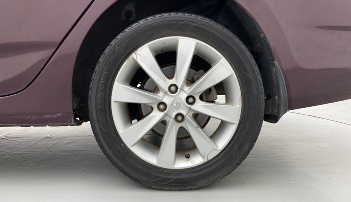 2013 Hyundai Verna FLUIDIC 1.6 CRDI SX OPT AT, Diesel, Automatic, 1,16,491 km, Left Rear Wheel