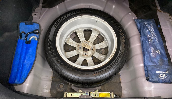 2013 Hyundai Verna FLUIDIC 1.6 CRDI SX OPT AT, Diesel, Automatic, 1,16,491 km, Spare Tyre