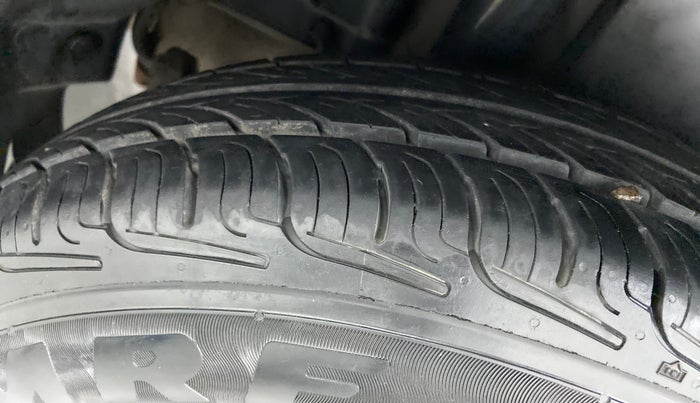 2013 Maruti Swift Dzire VDI, Diesel, Manual, 40,461 km, Right Rear Tyre Tread