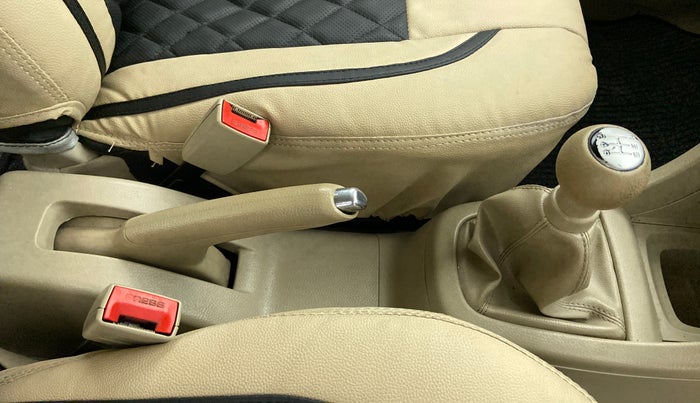 2013 Maruti Swift Dzire VDI, Diesel, Manual, 40,461 km, Gear Lever