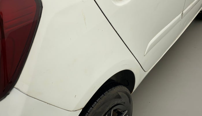 2011 Hyundai i10 SPORTZ 1.2 AT, Petrol, Automatic, 70,932 km, Right quarter panel - Minor scratches